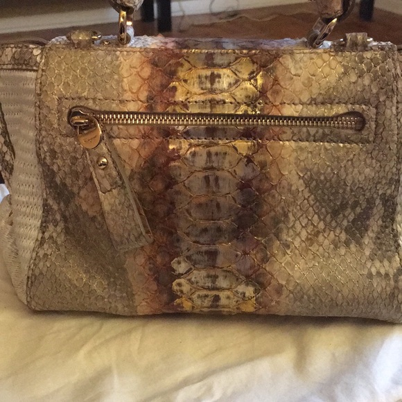 Exotic snakeskin ferragamo Sofia bag - Picture 4 of 6